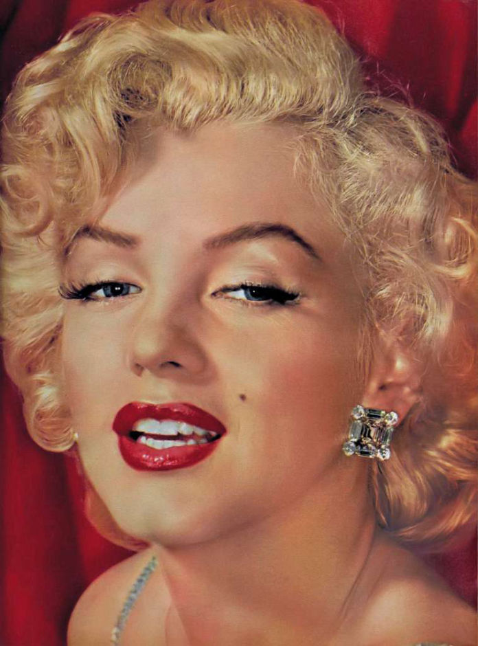 Marilyn Monroe dies of overdose
